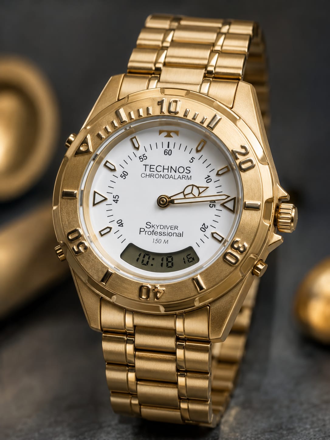 Relógio Technos Skydiver Dourado