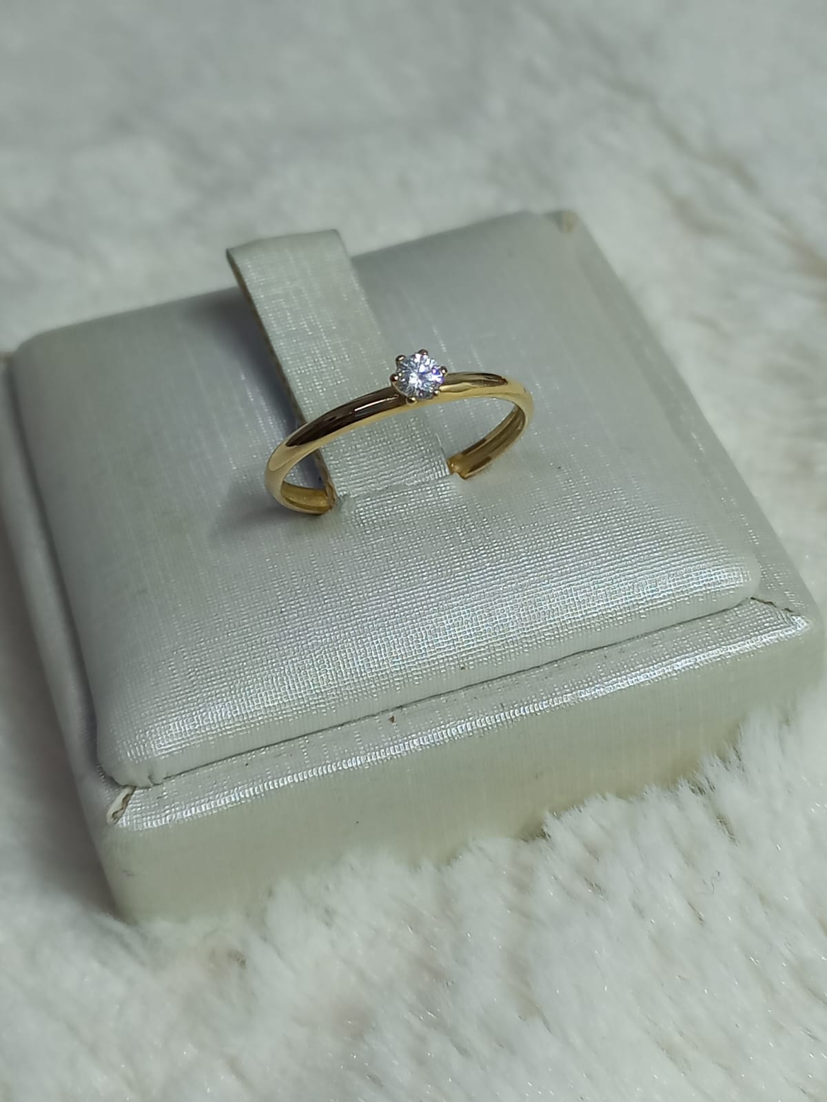 Anel solitário zircônia 3mm - Ouro 18k