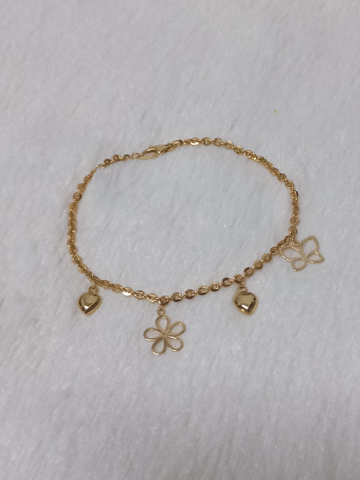 Pulseira com 4 pingentes — ouro 18k
